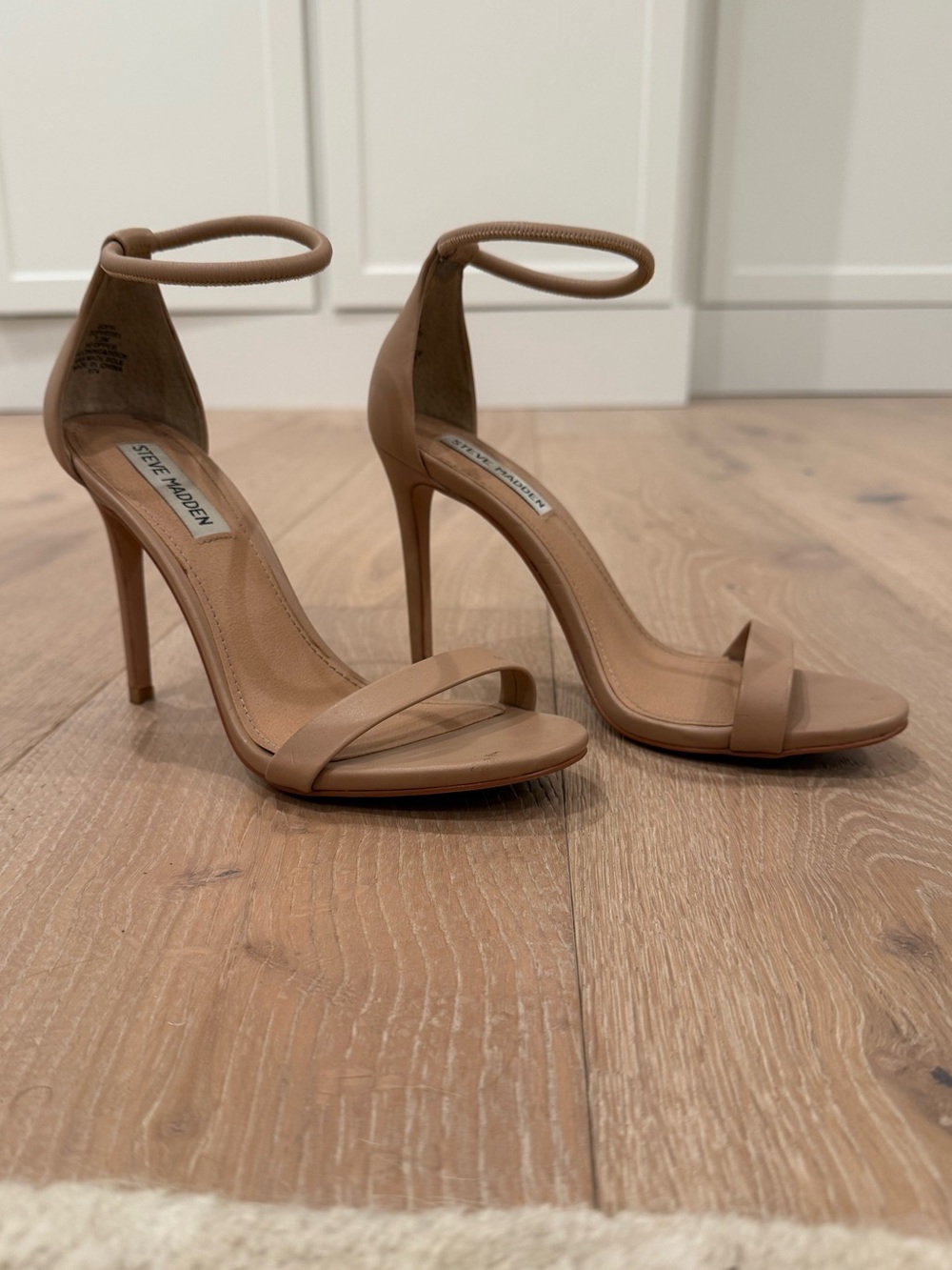 Neutral Steve Madden Heels
